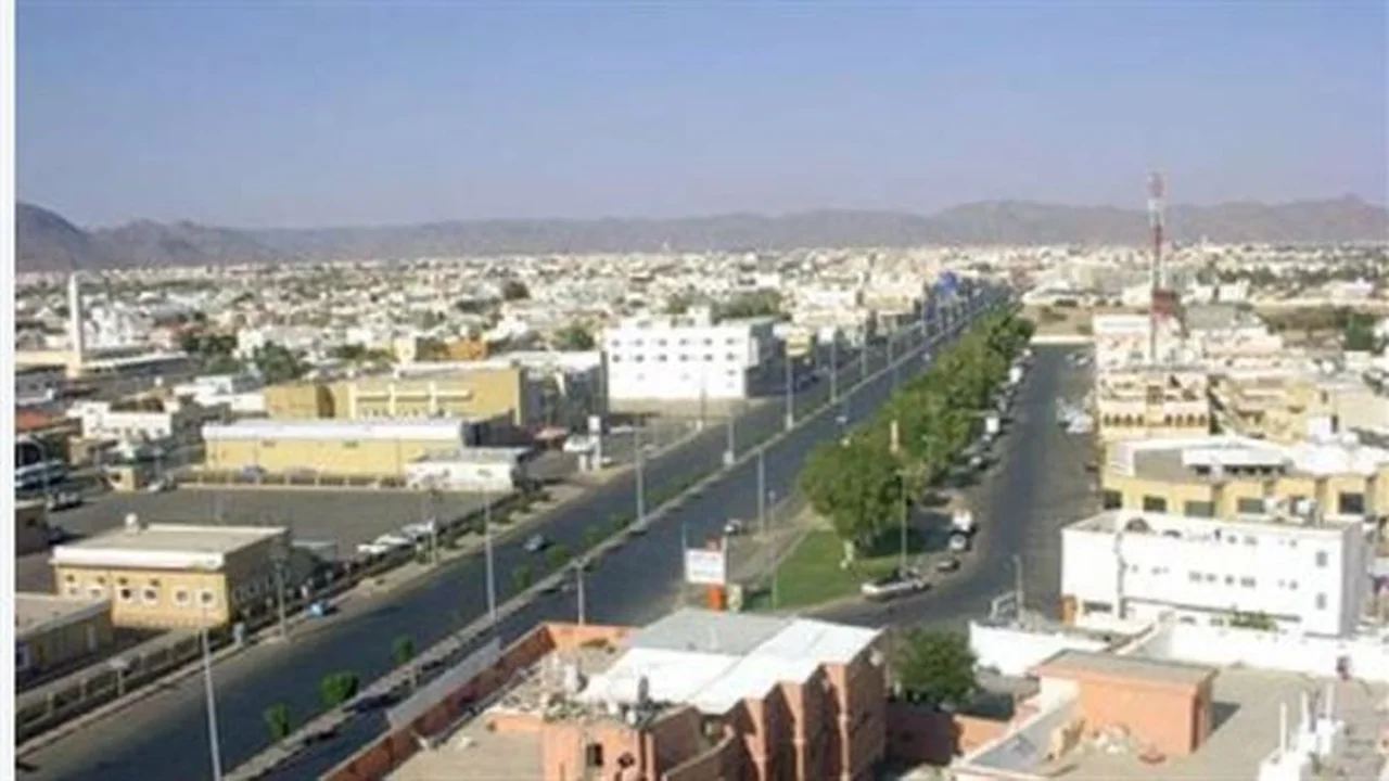 موجة غبار قوية.. تحذير لسكان نجران ومحافظات عدة من تقلبات الجو اليوم